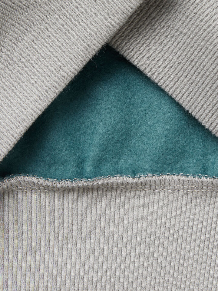 SWEATER W/HOOD Junior Boy image number 3